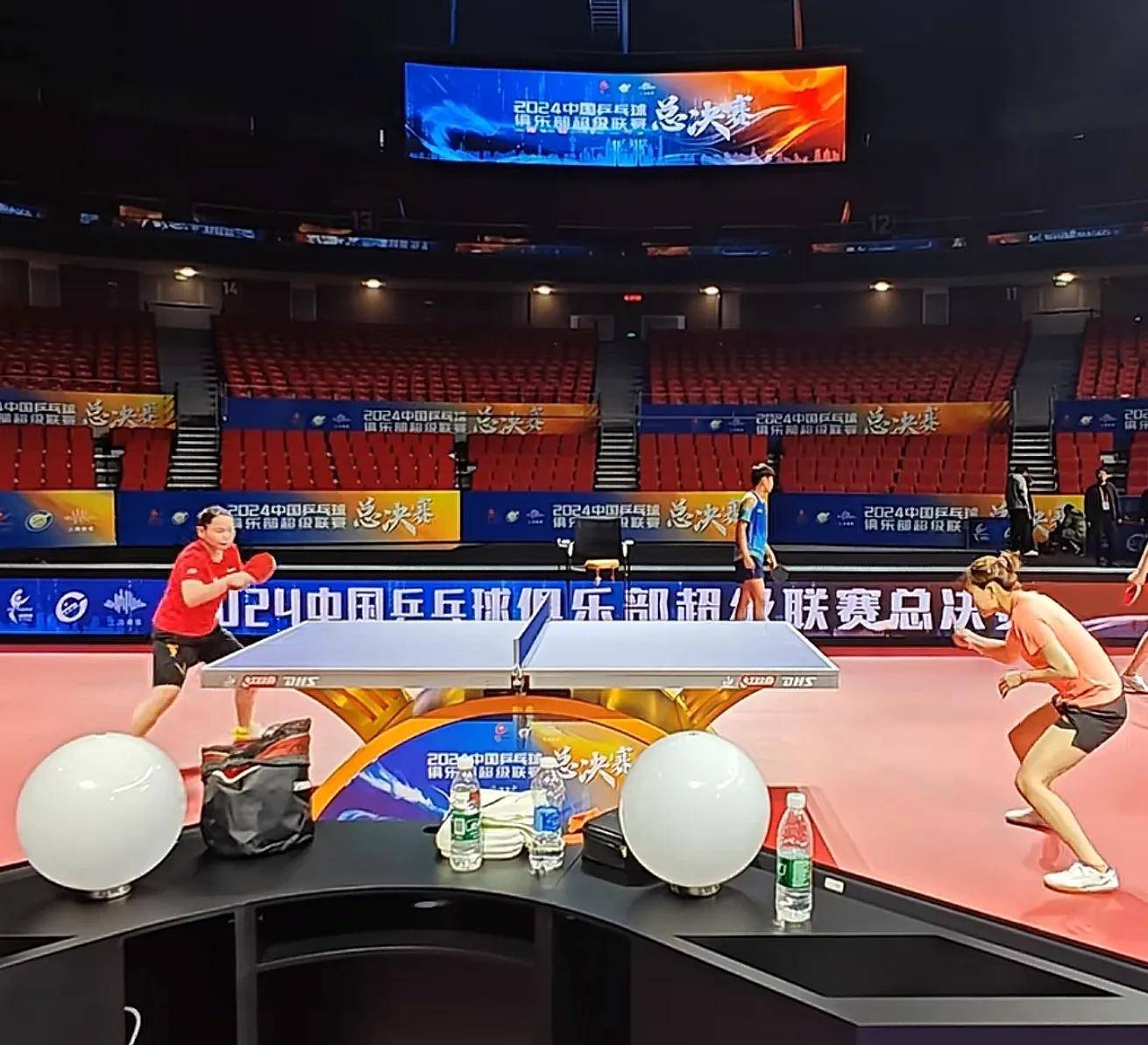 拼尽全力！决赛前夕球员们备战如火如荼的简单介绍